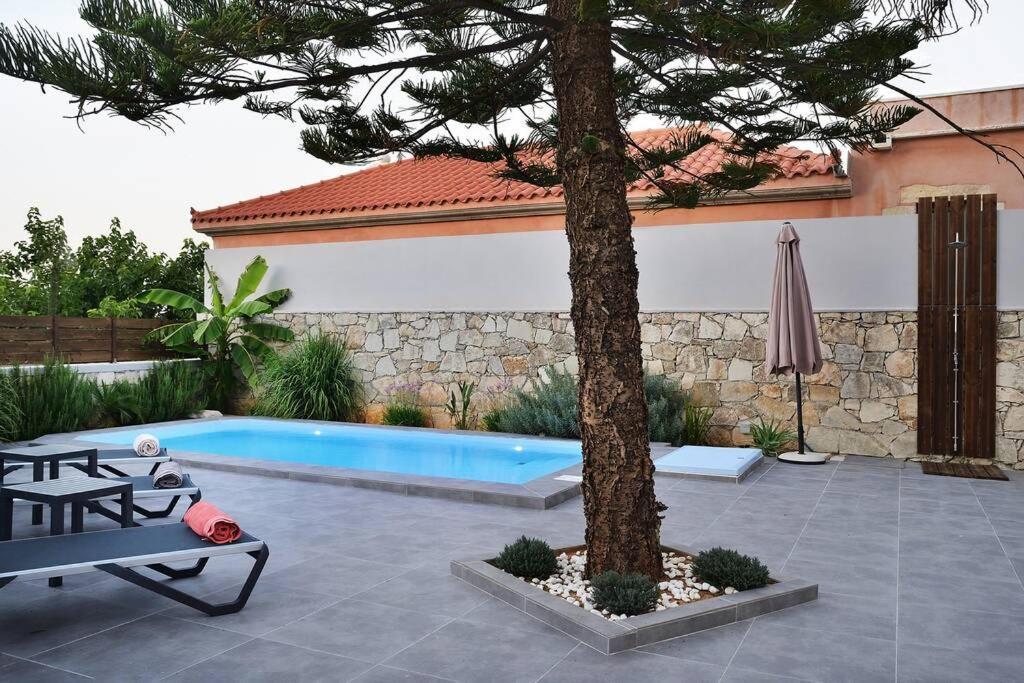 Villa Christini A Luxury Villa With Amazing Views Tzitzifes ภายนอก รูปภาพ